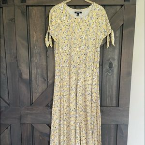 👑🍩NEW WITHOUT TAGS CHAPS MAXI DRESS🍩👑